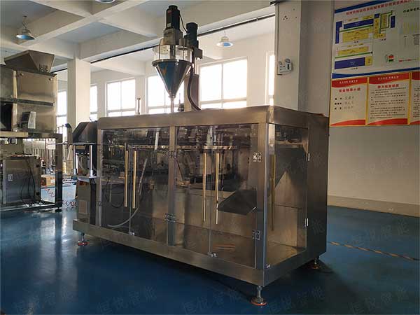 全自動水平給袋式包裝機(jī)，多快好省效率高