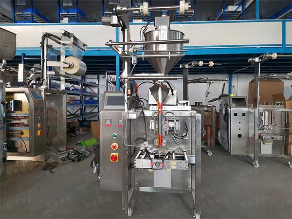 全自動(dòng)液體包裝機(jī)，多功能膏液所用